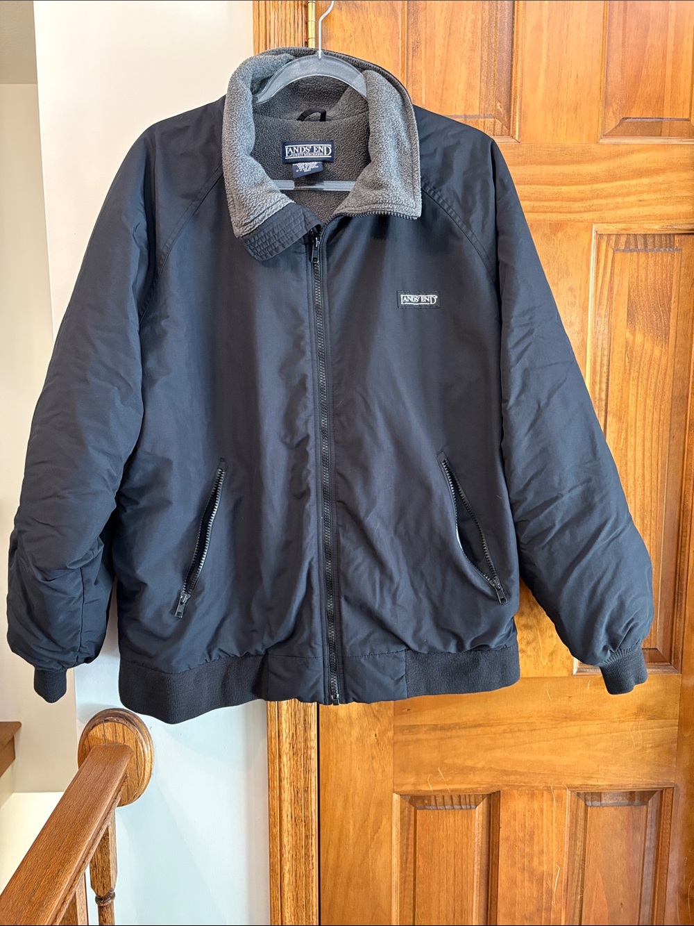Vintage Lands' End Men's Black Puffer Jacket with Gray Fleece Collar